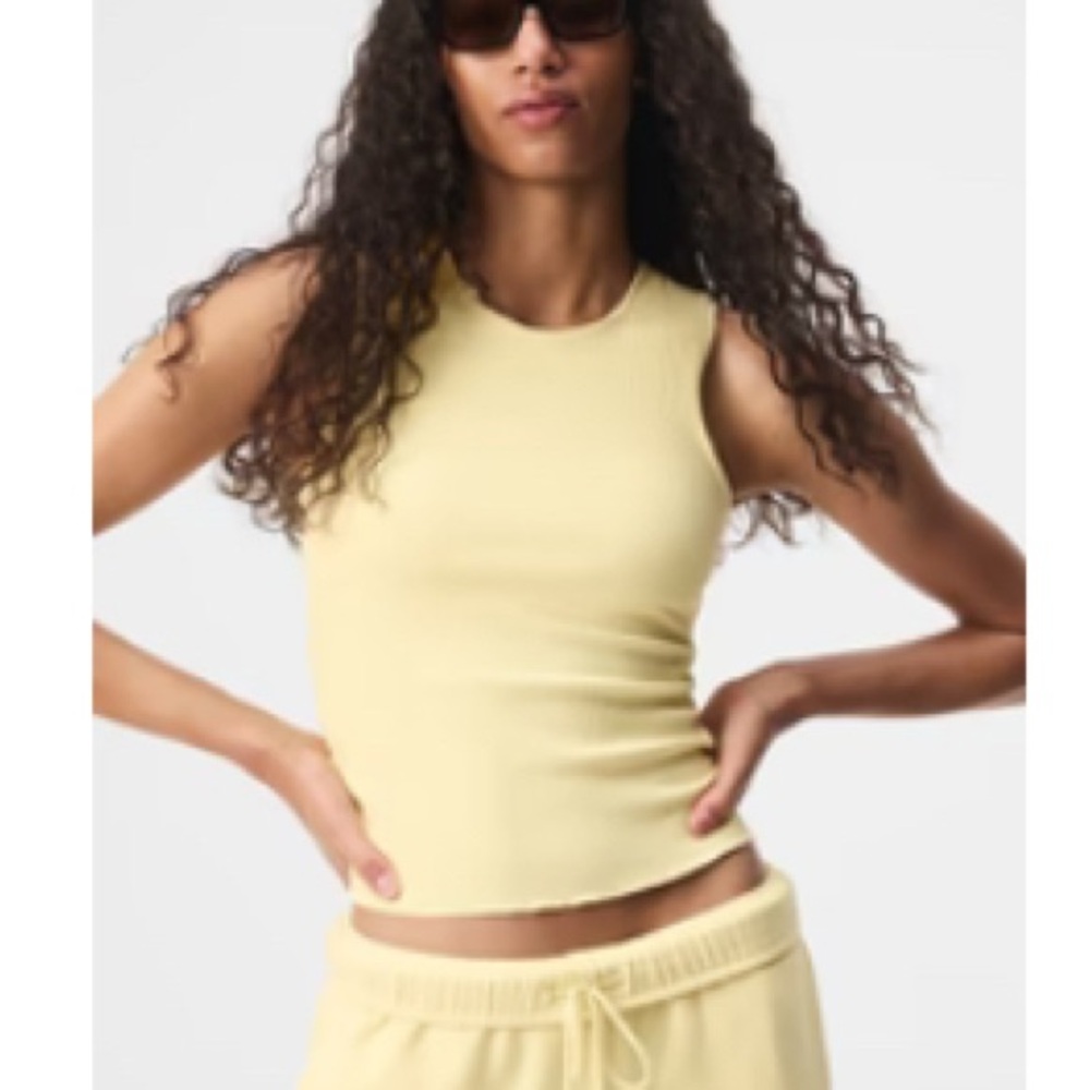 Alo Yoga Ribbed en pointe tank - lemon ice